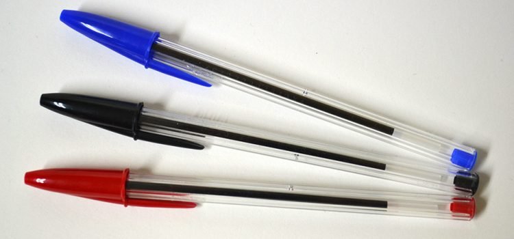 Bolígrafos, portaminas y plumillas