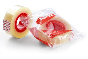 Cinta adhesiva -celo- APLI de 19mm x 33 metros
