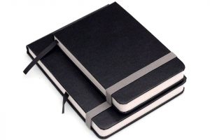 Cuaderno de bocetos para acuarela color negro en dos medidas
